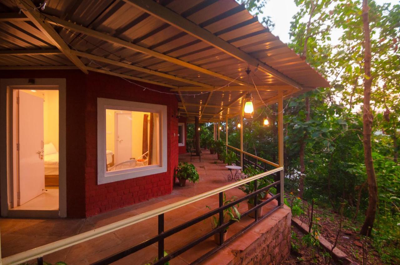 Kolar Jungle Retreat Hotel Lawa Khadi Exterior foto