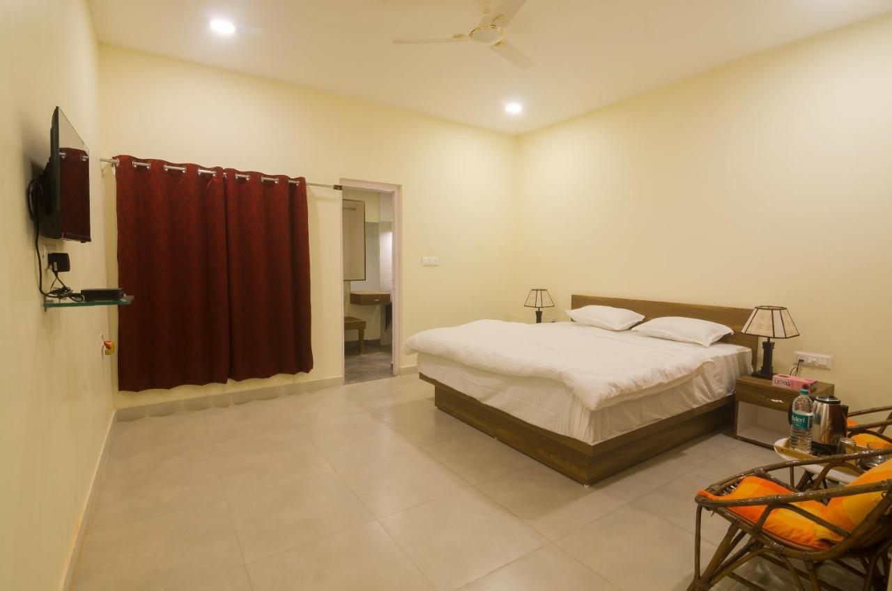 Kolar Jungle Retreat Hotel Lawa Khadi Exterior foto